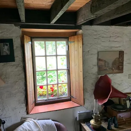 A Magical Hideaway Overlooking The River Boyne Donore (Meath)