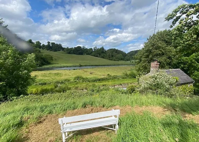 A Magical Hideaway Overlooking The River Boyne Дом отдыха